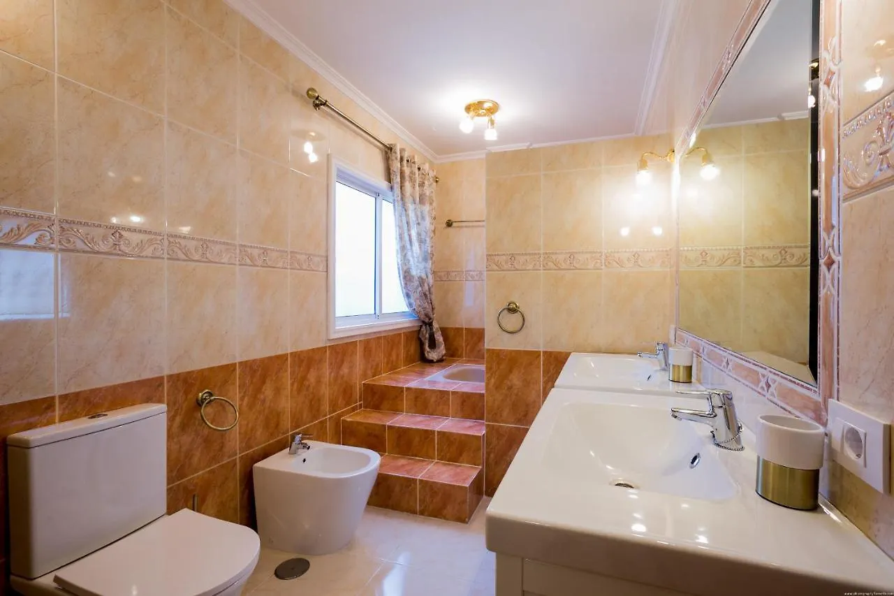 True Canarian 6 Bedrooms Villa With Hot Tub Callao Salvaje Spain