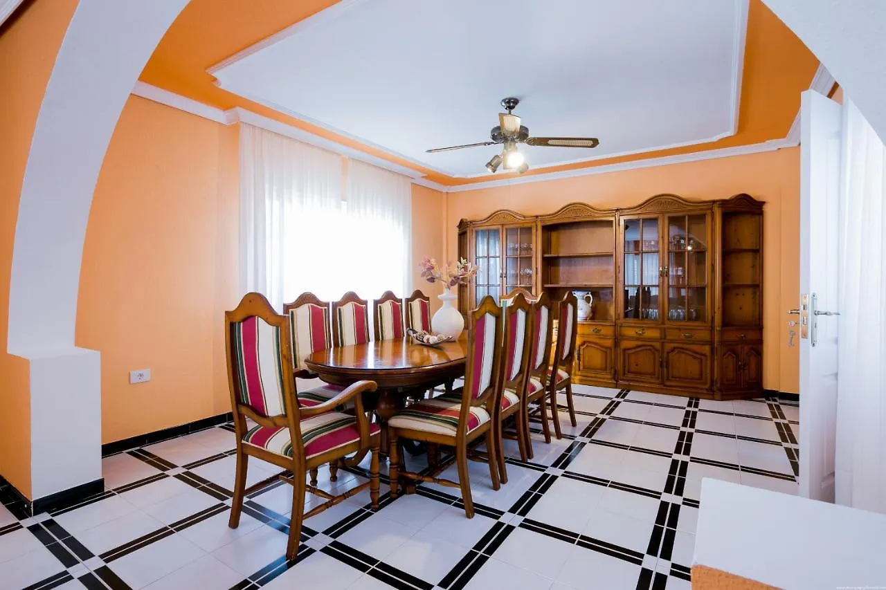 True Canarian 6 Bedrooms Villa With Hot Tub Callao Salvaje 0*,