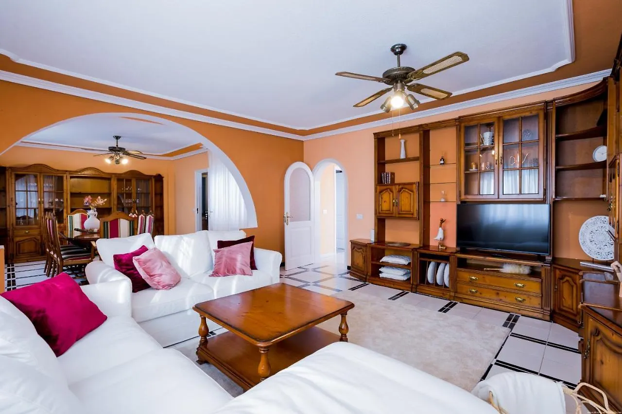 True Canarian 6 Bedrooms Villa With Hot Tub Callao Salvaje