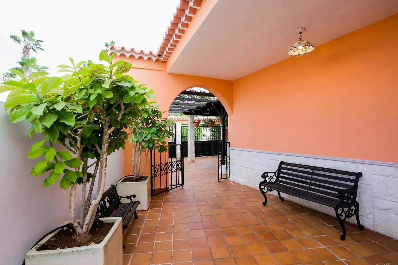 True Canarian 6 Bedrooms Villa With Hot Tub Callao Salvaje